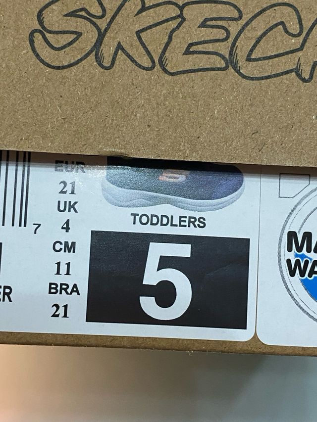 Zapatillas Skechers niño talla 21