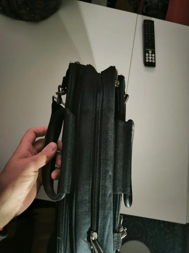 Maletín HP Negro Portadocumentos en perfecto estad