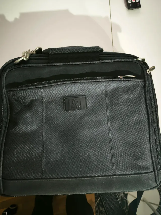 Maletín HP Negro Portadocumentos en perfecto estad