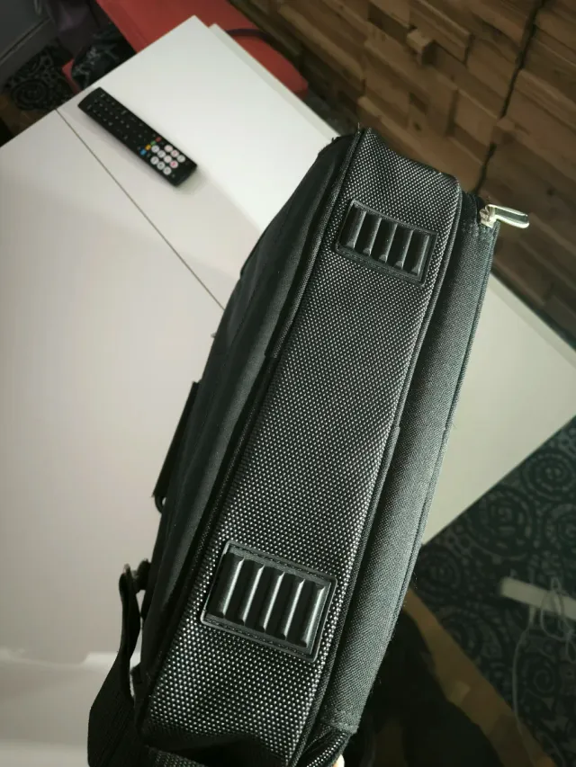 Maletín HP Negro Portadocumentos en perfecto estad