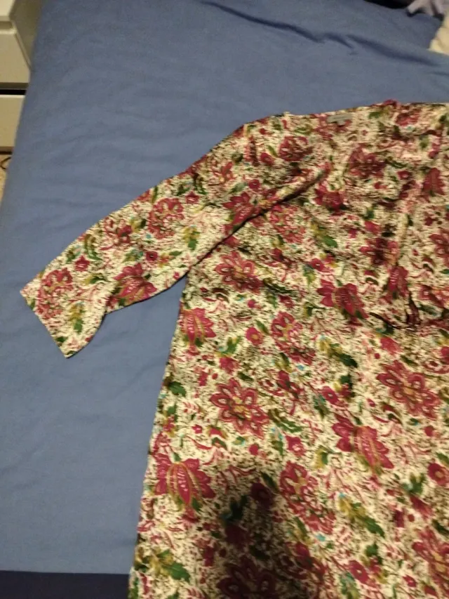 Vestido floral talla L