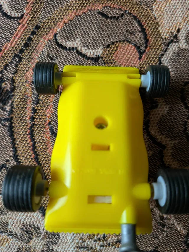 Macchinina promozionale Lay's