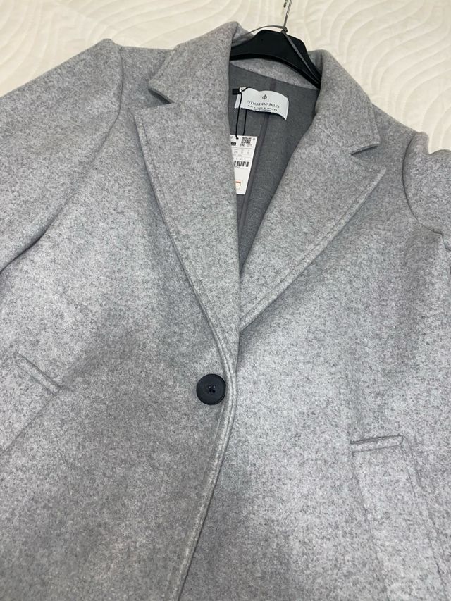 Abrigo paño Stradivarius gris talla S