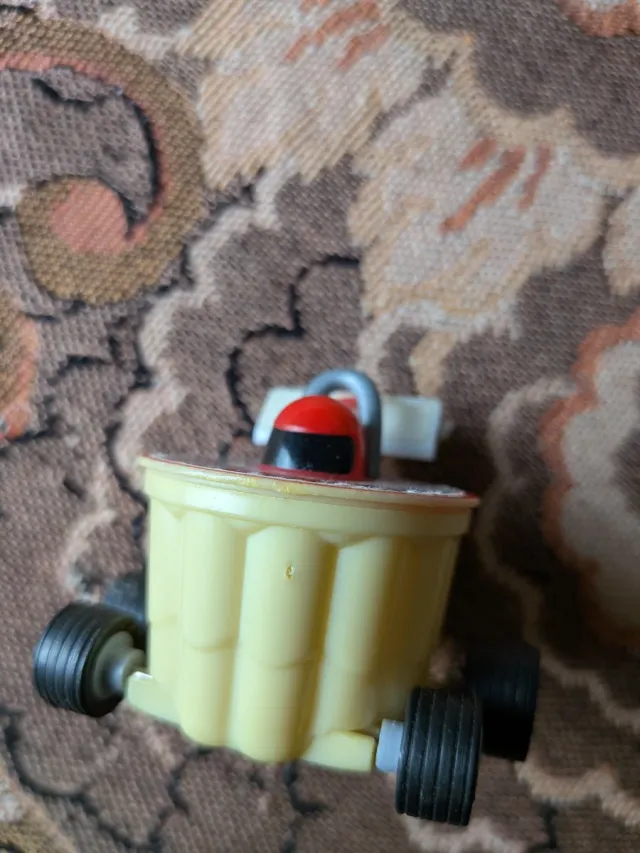 Macchinina Mona Chipolata con retromarcia