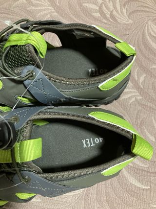 Sandalias trekking nuevas Talla 40