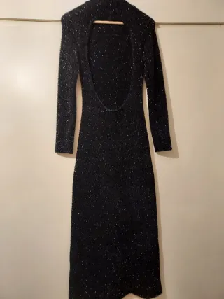 Vestido de fiesta negro brillante