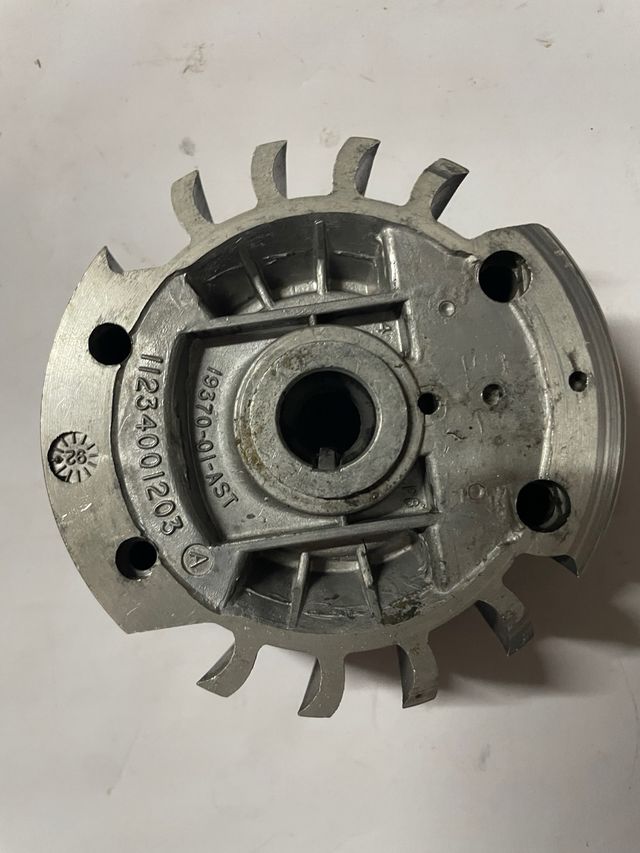 Plato magnetico Stihl 023/025