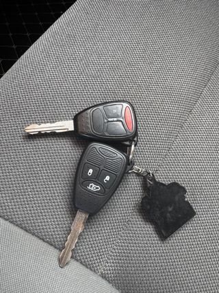 Dodge Charger 2006. PERFECTO. 1 año de garantia