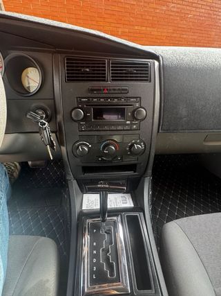 Dodge Charger 2006. PERFECTO. 1 año de garantia