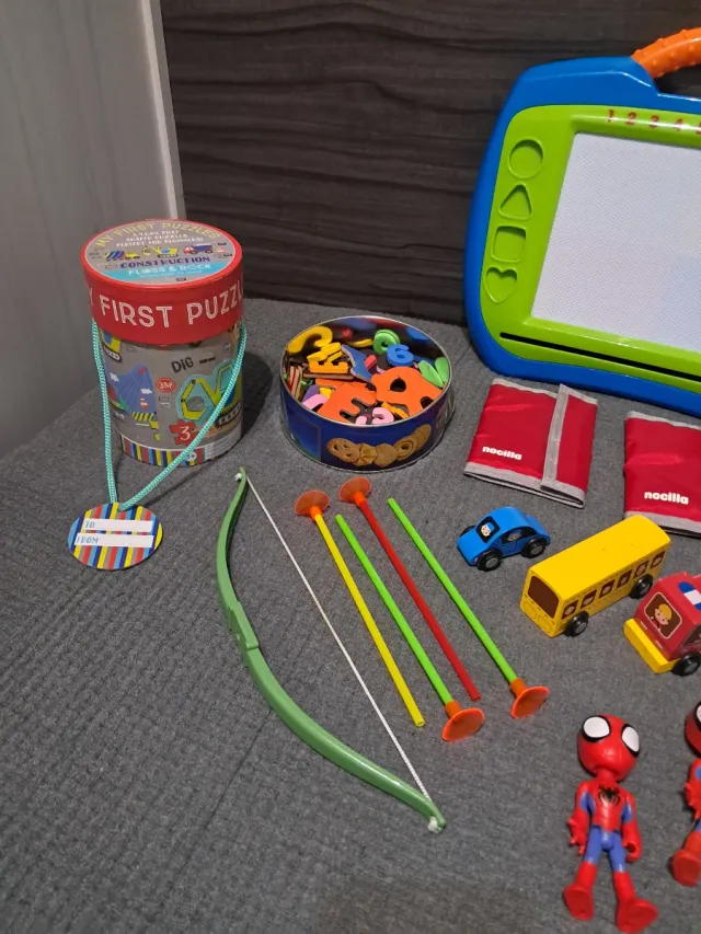 Lote Juguetes Varios: Construcción, Figuras...etc.