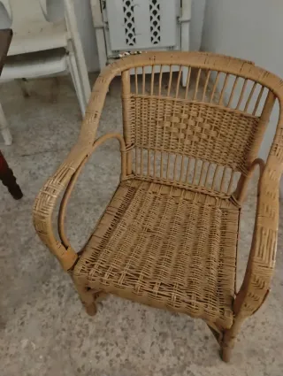 Silla de mimbre estilo vintage