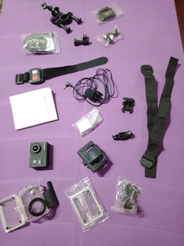 Cámara de acción COOAU 4K. Buceo, moto, etc.