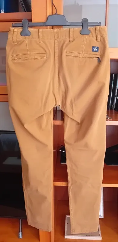 Pantalón Chino Dockers Hombre Beige