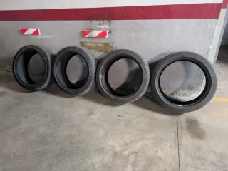 Neumáticos Michelin Pilot Sport EV 255 40 R20