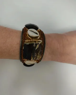 Pulsera brazalete bisutería tonos marrones