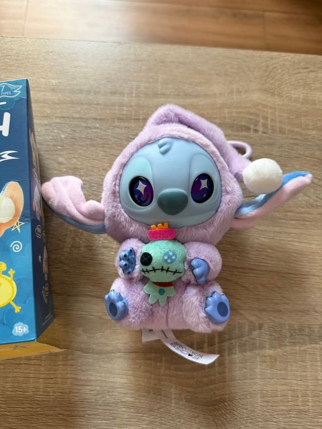 Labubu Stitch especial