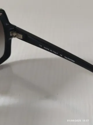 Occhiali da sole Valentino neri e argento