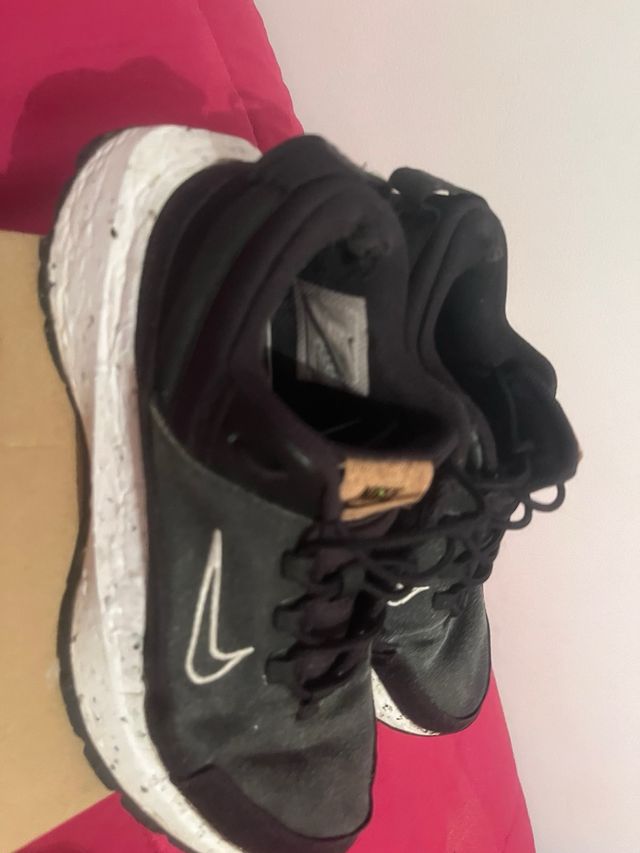 Zapatillas Nike Negras y Grises