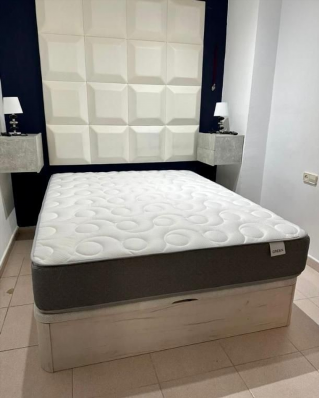 Canapés novos em todas as medidas