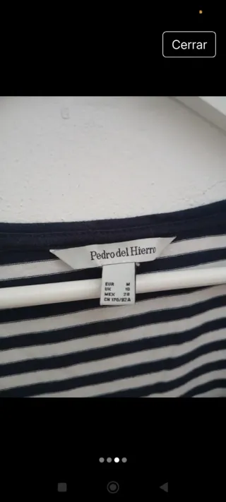 Camiseta Rayas Negras y Blancas con Detalles