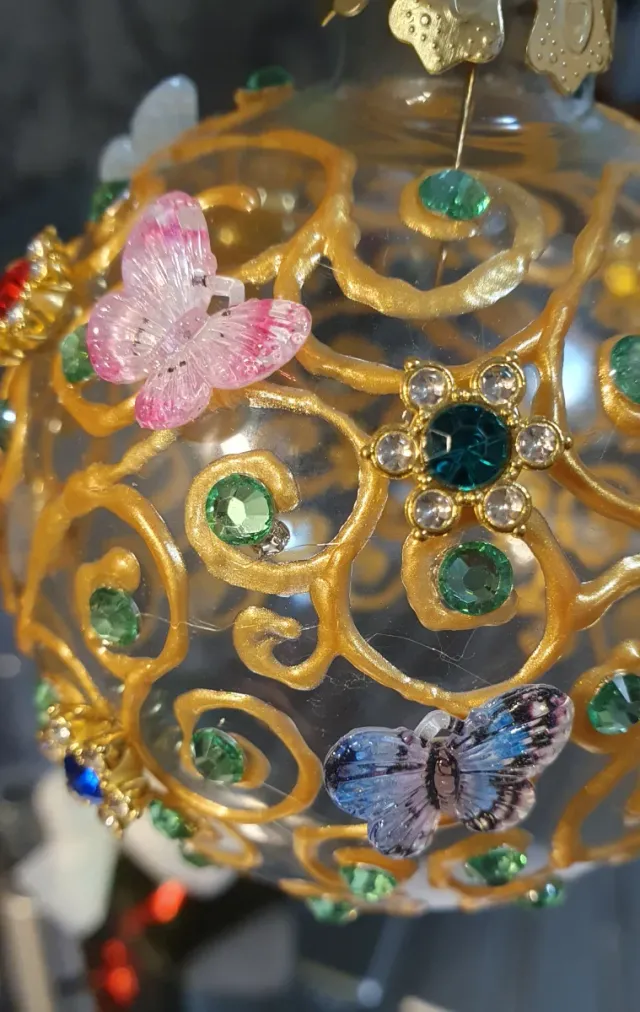 Palla di Natale Vetro cm 8 Decorata Farfalle