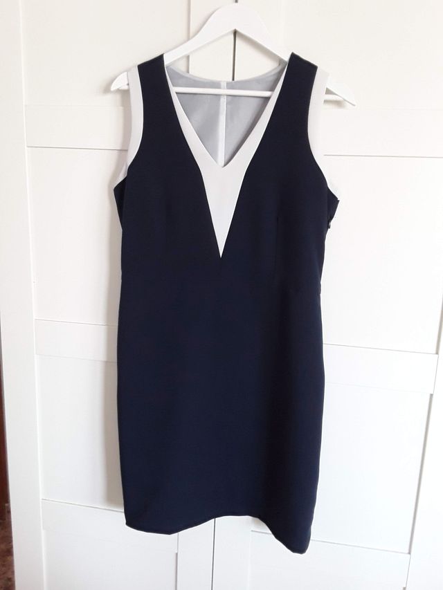 Vestido bicolor de Mango. Talla 40