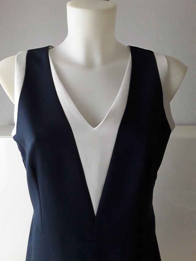 Vestido bicolor de Mango. Talla 40