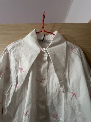Camicia bianca con fiocchi rosa tg unica
