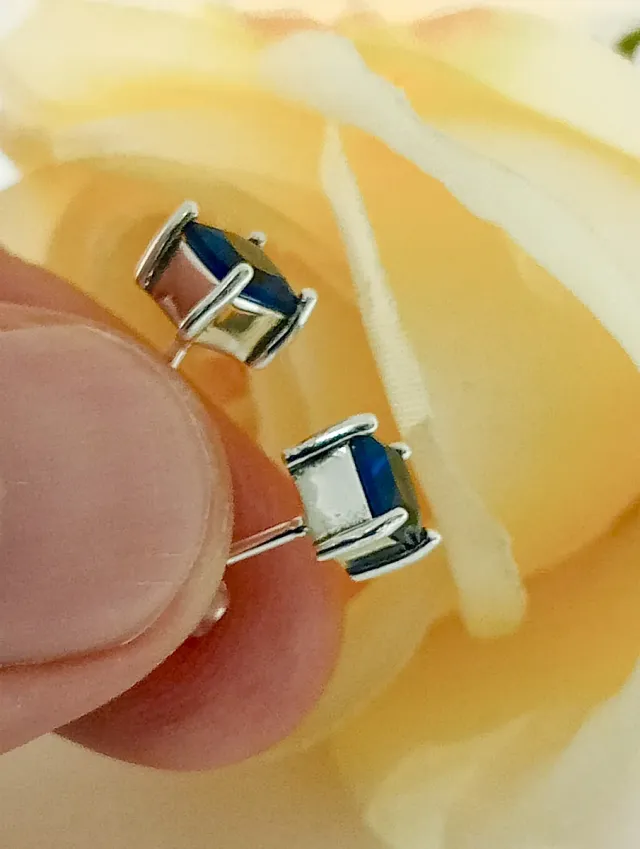 Pendientes Plata Ley Cubos Circonita color zafiro