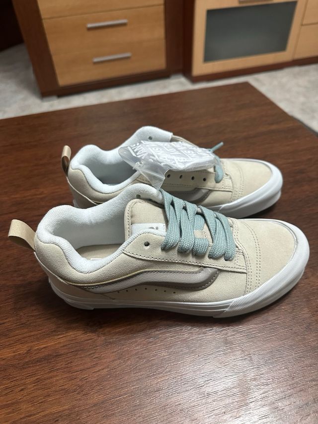 Vans Knu Skool Beige/Blanco