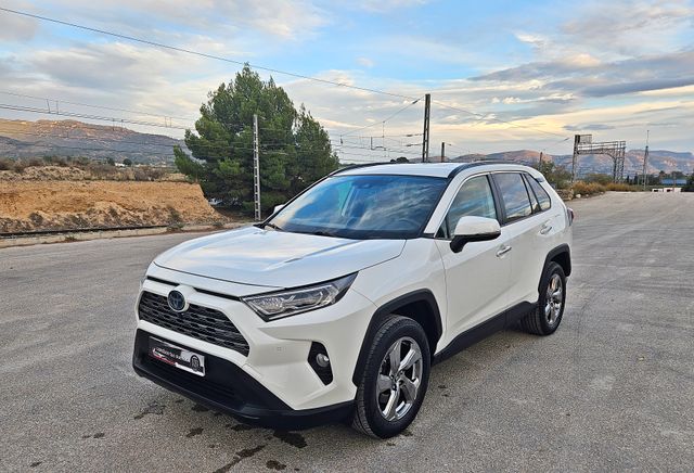 Toyota RAV4 2.5Hybrid Advance plus impecable