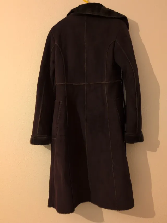 Abrigo Bershka Piel Vuelta Talla M/L