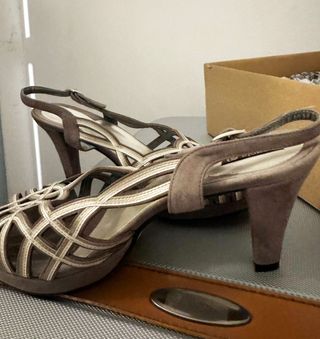 Sandalias Argenta Beige y Dorado Talla 38