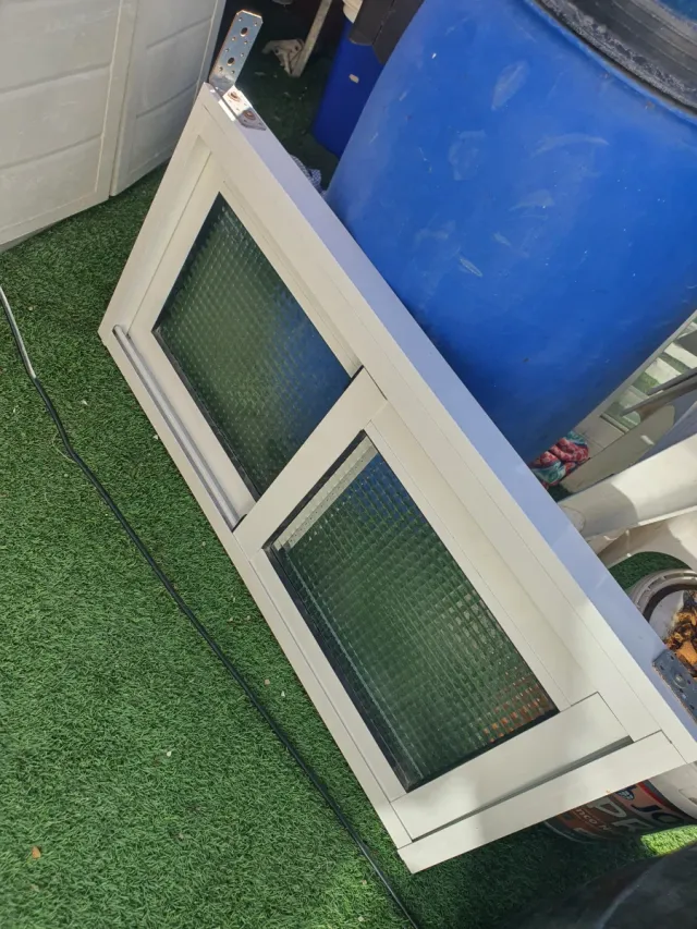 Ventana de baño corredera