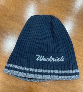 Cappello Woolrich a coste con logo