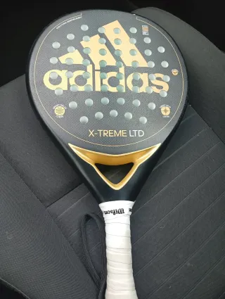 Pala Adidas X-Treme LTD Negra/Dorada