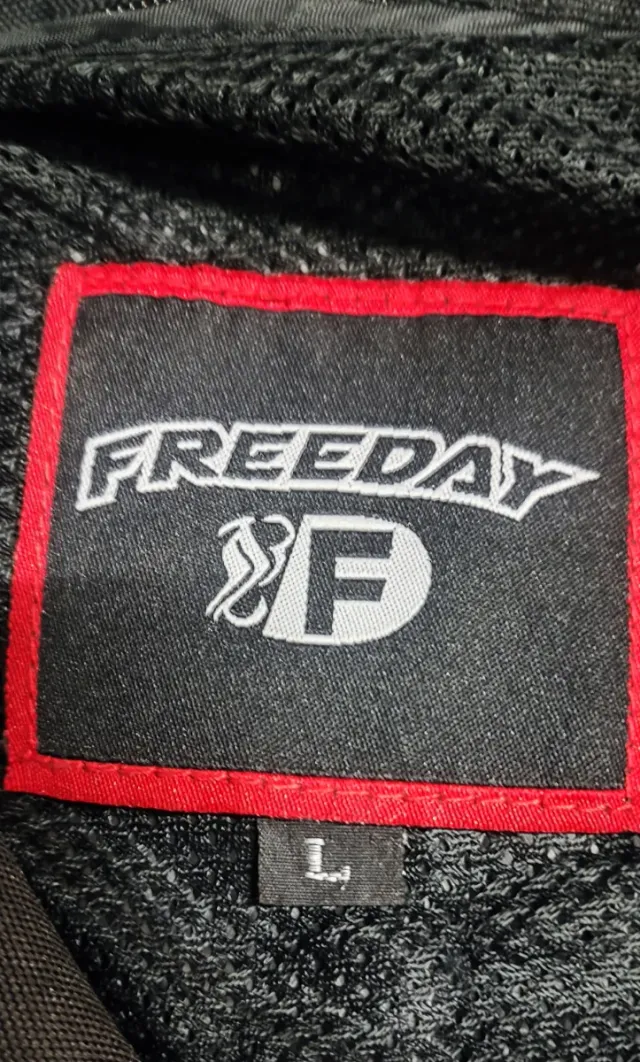 Chaqueta y pantalón moto Freeday