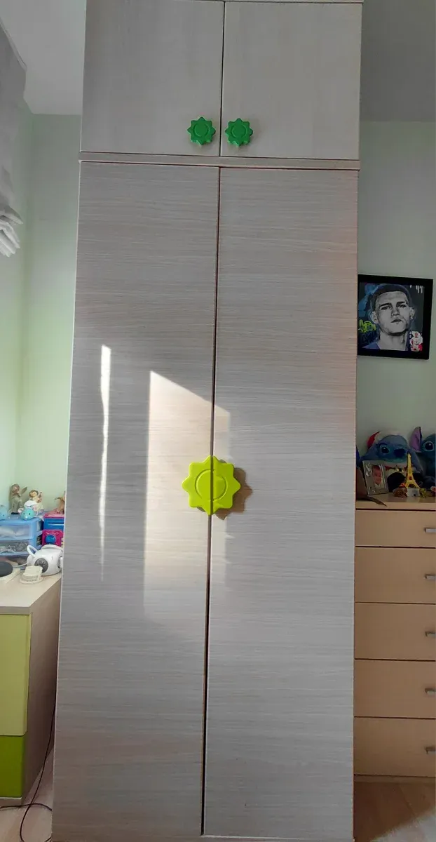 Armario infantil grabal modelo Tris-Tras .