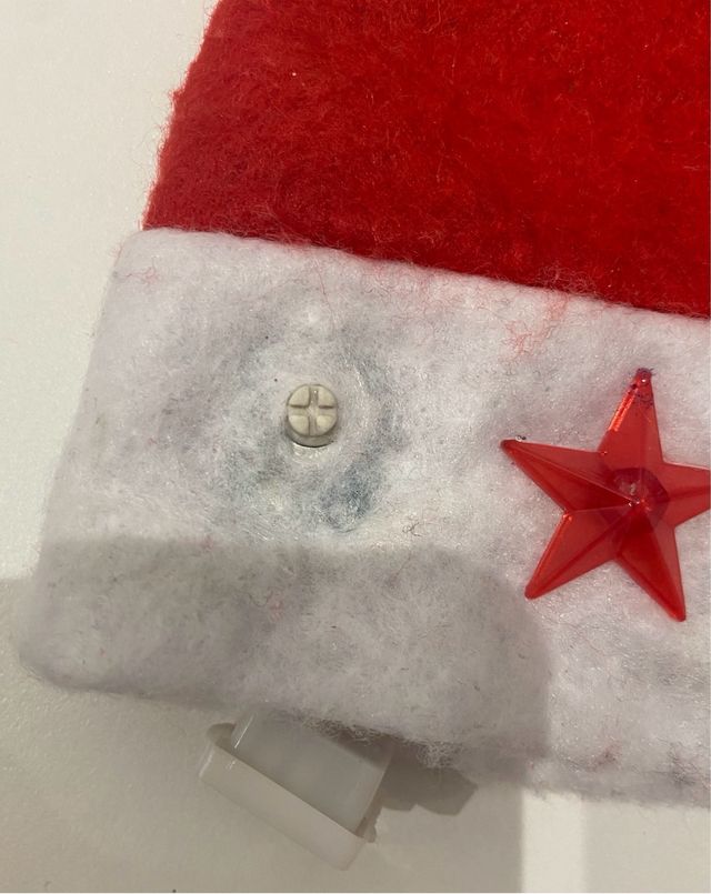 2 Cappelli, uno con luce e 2 Calzini Natalizi