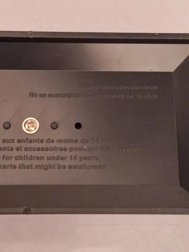 Coche decorativo seat 124 L