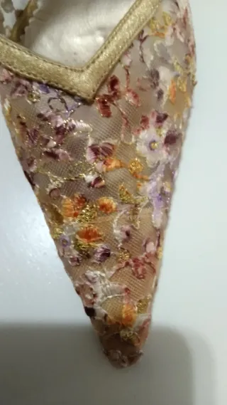 Zapatos de fiesta bordados Sanchez Toscano