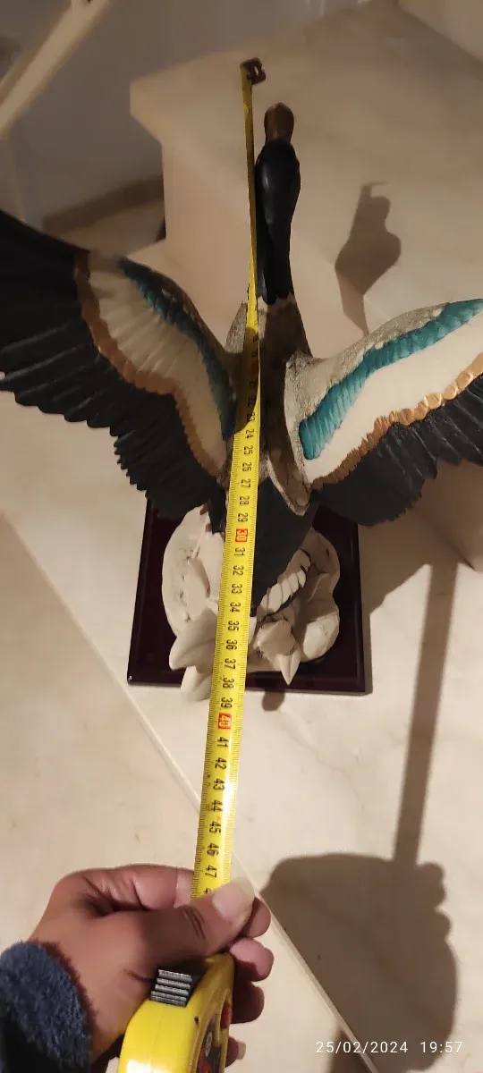 Grande figura in porcellana Capodimonte firmata