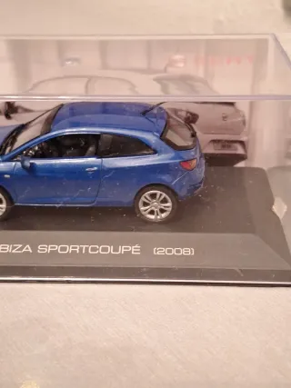 Coche Seat Ibiza SportCoupé (2008) Azul