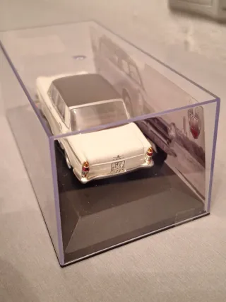 Maqueta Seat 1400 C (1960)