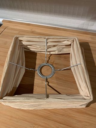 Tulipa de lámpara beige