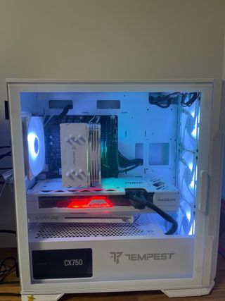 PC Gaming | RX 7800 XT | i5-12400F | 32GB RAM