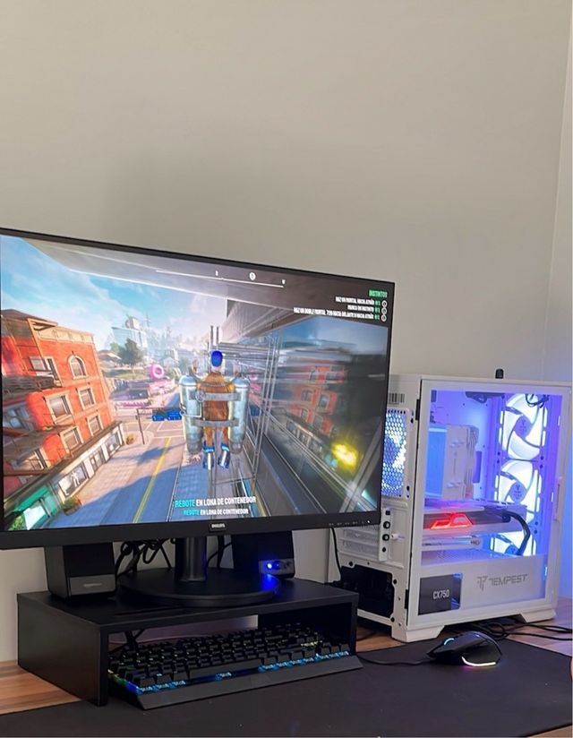 PC Gaming | RX 7800 XT | i5-12400F | 32GB RAM