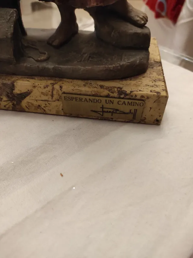 Scultura in marmolina firmata Jose Bofill