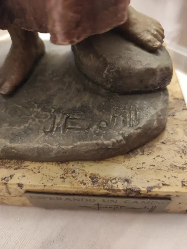 Scultura in marmolina firmata Jose Bofill