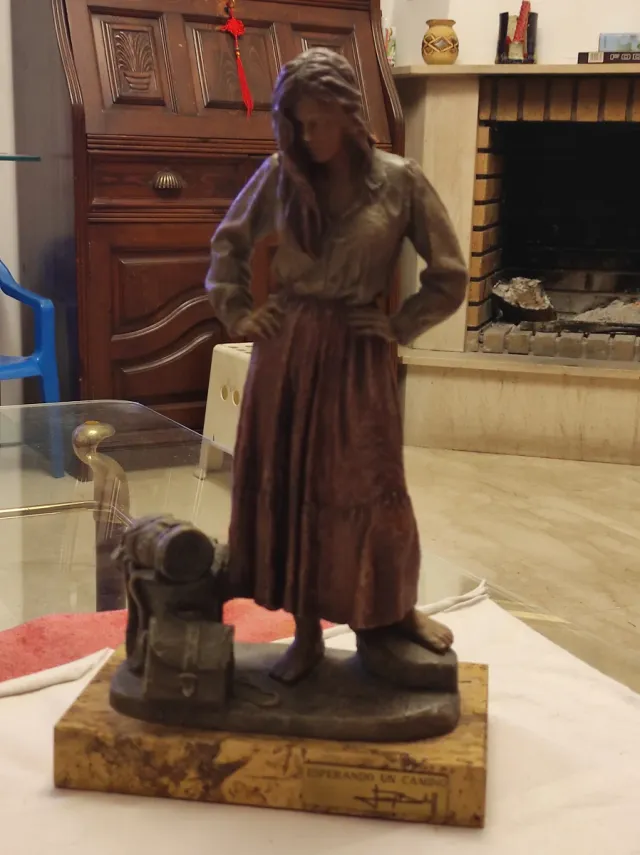 Scultura in marmolina firmata Jose Bofill